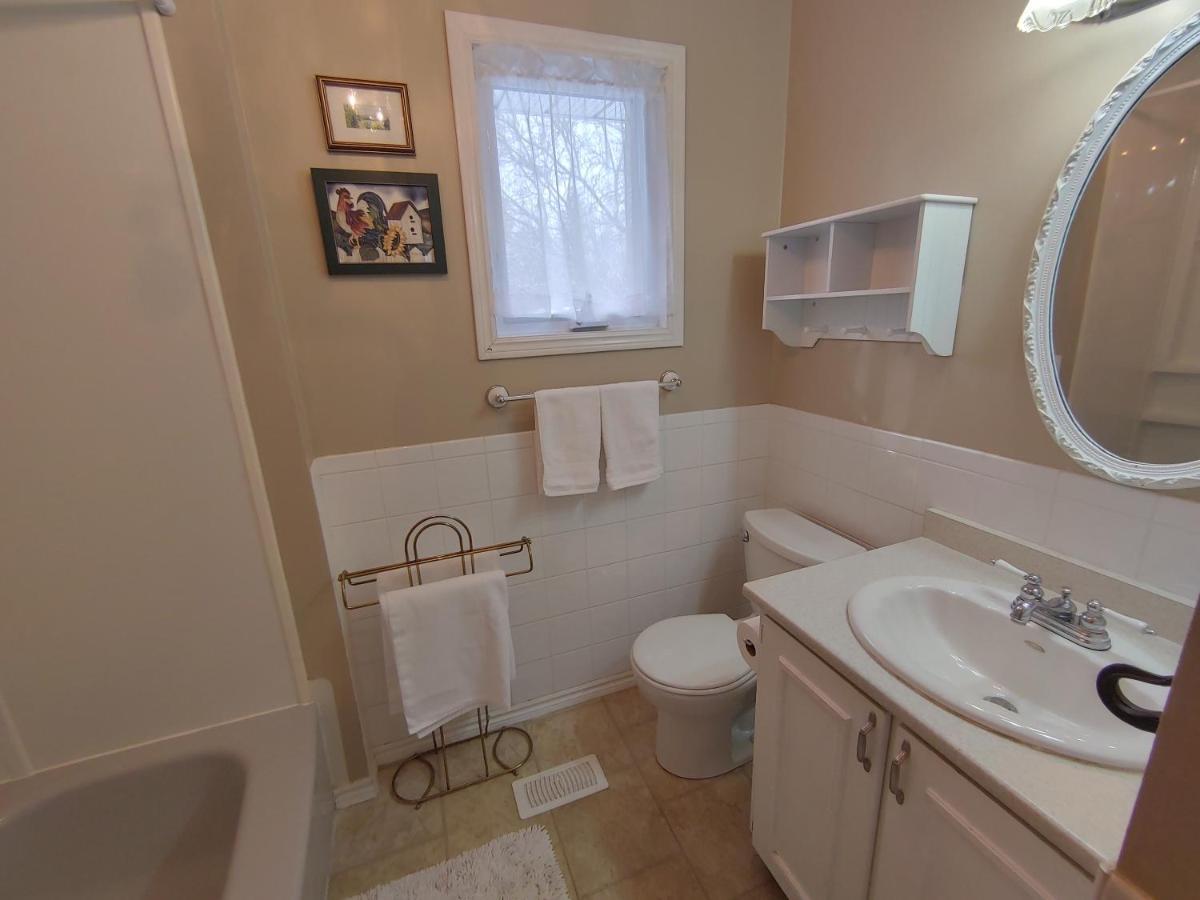 Bobcaygeonb&B カワーサレイクス エクステリア 写真